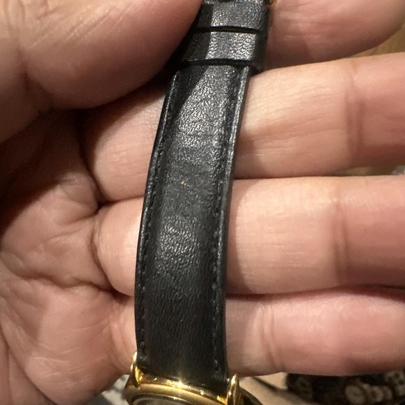 Vintage Adolfo Watch Unisex 33mm Gold Tone Black Dial Leather Band New Battery - Picture 4 of 9